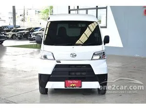 2022 Daihatsu HIJET 0.7 Cargo Van
