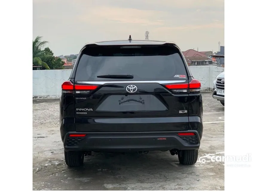 2025 Toyota Kijang Innova Zenix V (Non Premium Color) MPV