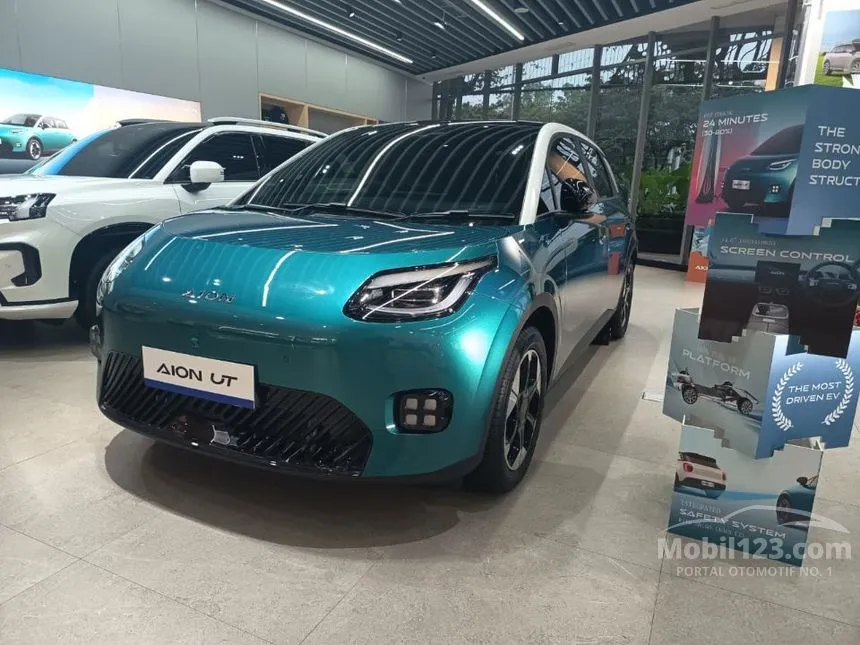 2026 GAC AION UT Premium Hatchback