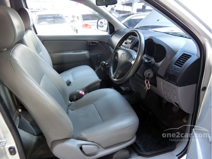 Toyota Hilux Vigo 2006 J 2.5 in กรุงเทพและปริมณฑล Manual Pickup สีเงิน ...