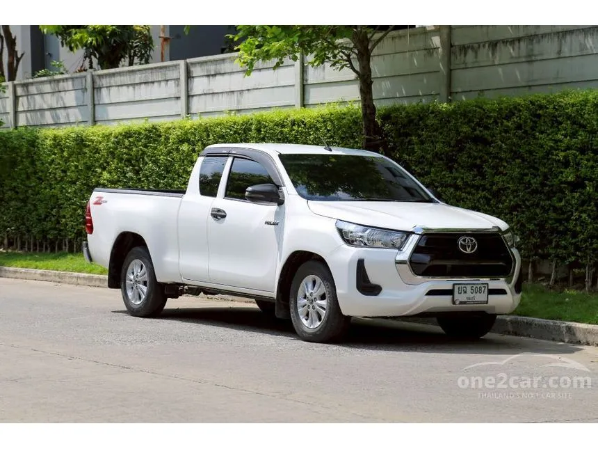 2023 Toyota HILUX REVO Z Edition Entry Smart Cab Pickup