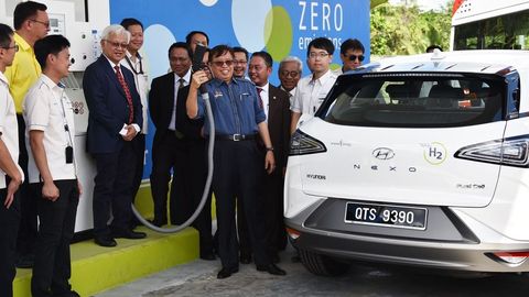 Sarawak Launches Hydrogen Production Plant, Purchases Hyundai NEXO SUVs
