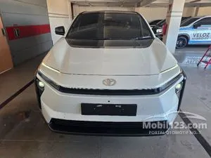 2026 Toyota BZ4X (2 Tone) SUV