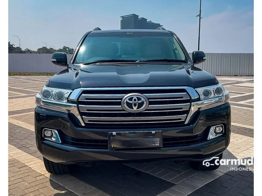 2016 Toyota Land Cruiser Standard Spec E SUV