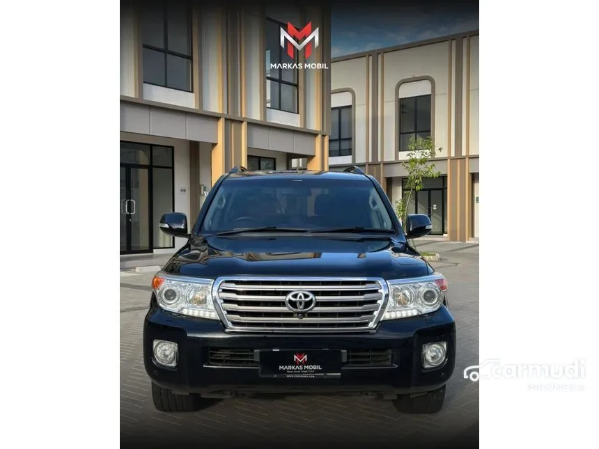 2013 Toyota Land Cruiser 200 Full spec SUV