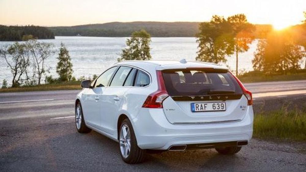 Polestar plug online in hybrid