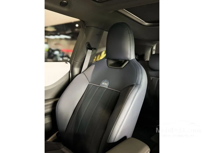 2024 MINI Cooper S 3 Door Hatchback