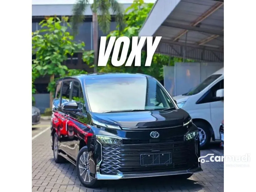 2025 Toyota Voxy (Premium Color) MPV