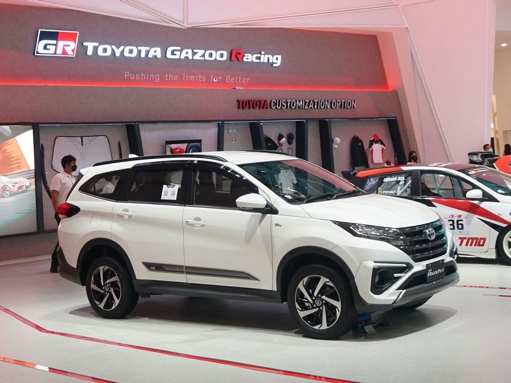 Simulasi Kredit Toyota Rush DP Rp100 Jutaan pada 2024, Berapa ...