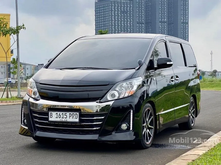 2013 Toyota Alphard GS MPV