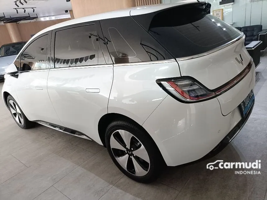 2024 Wuling Cloud EV EV Hatchback