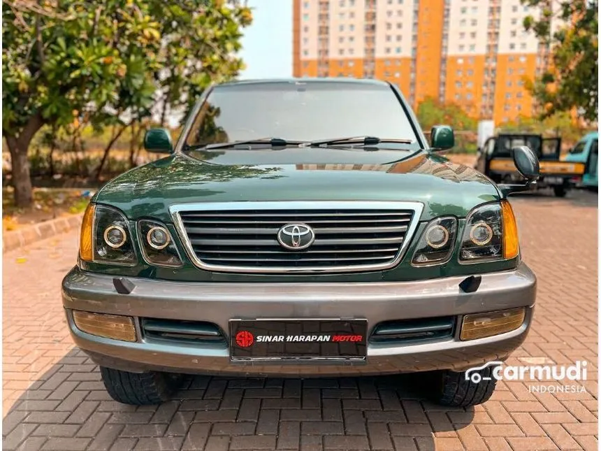 2001 Toyota Land Cruiser Cygnus V8 Wagon