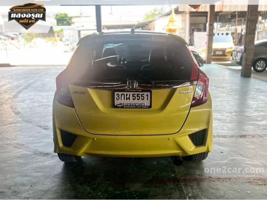 2014 Honda JAZZ SV Hatchback
