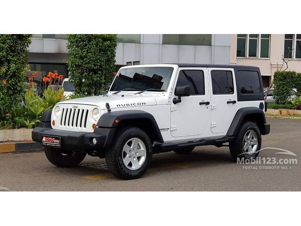 Jeep Wrangler Mobil Bekas Baru dijual di Indonesia 