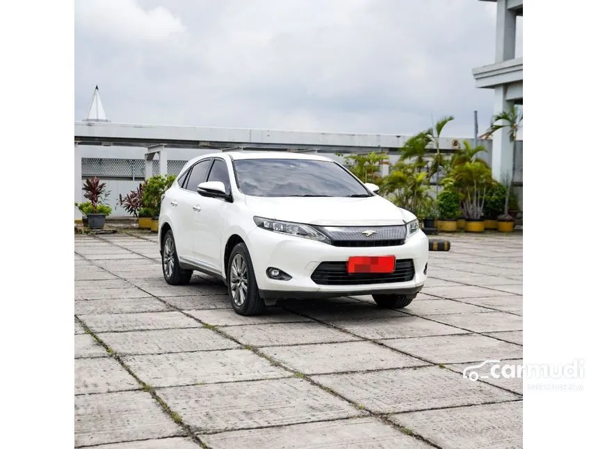 2014 Toyota Harrier SUV