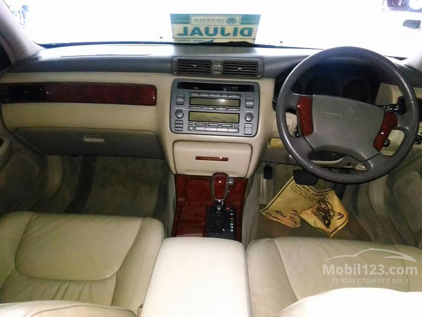 Jual Mobil  Toyota  Crown  2003 Royal  Saloon  3 0 di DKI 