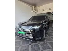 2022 Lexus LX 600 3.4 VIP SUV Black on Brown Odo 10 Rb (TERMURAH)