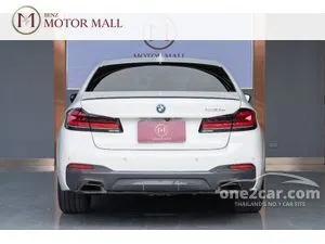 2024 BMW 530e 2.0 M Sport Sedan