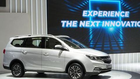Cari MPV untuk Dibawa Liburan Akhir Tahun? Wuling Cortez Lagi Promo, Nih!