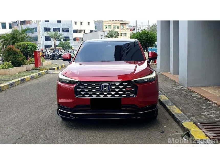 2025 Honda HR-V e:HEV RS SUV