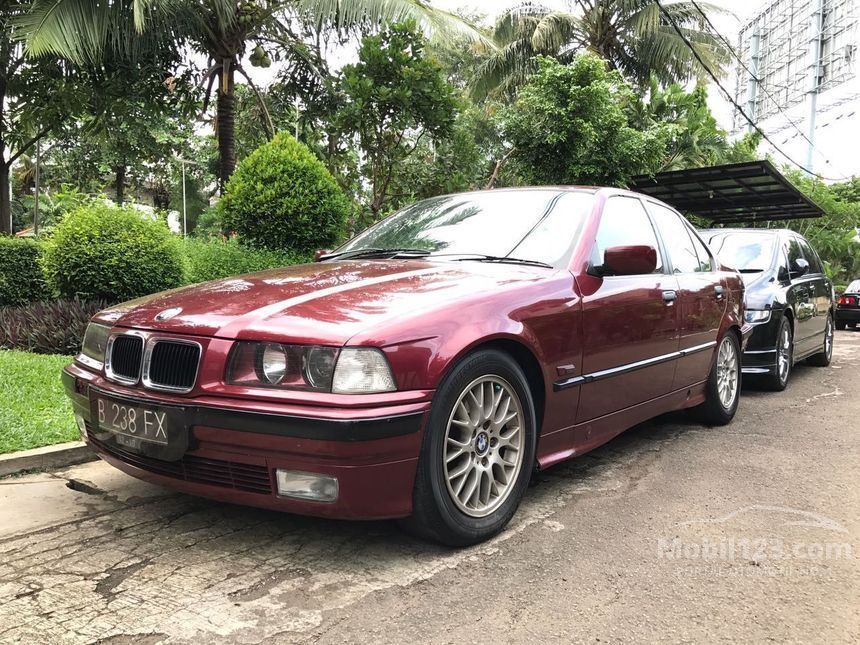 Jual Mobil  BMW  320i 1996 E36 2 0 2 0 di Jawa  Barat  Manual 