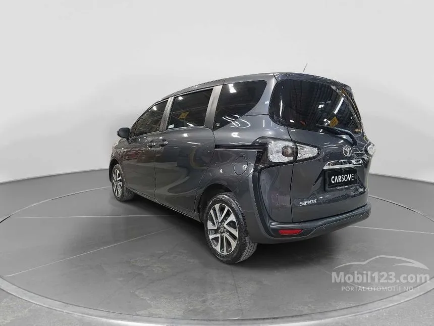 2019 Toyota Sienta V MPV