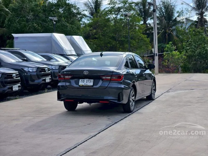 2023 Toyota Yaris Ativ Smart Sedan