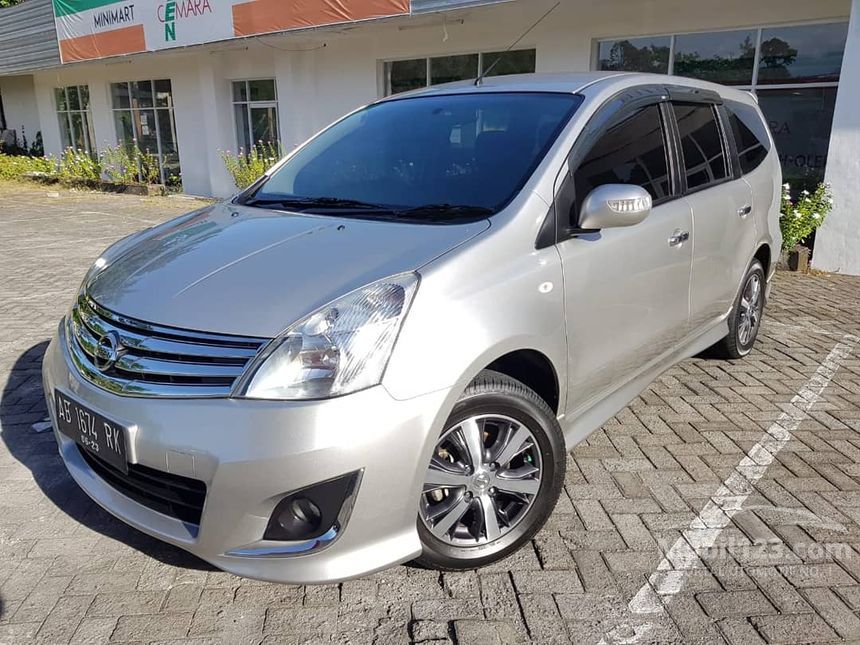 Jual Mobil  Nissan Grand  Livina  2013 Highway Star Autech 1 