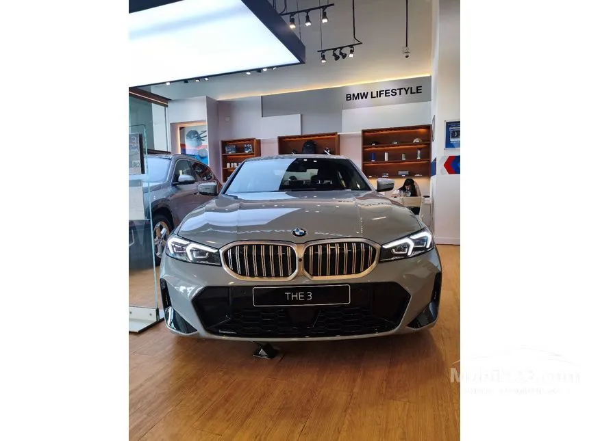 2025 BMW 320i M Sport Sedan