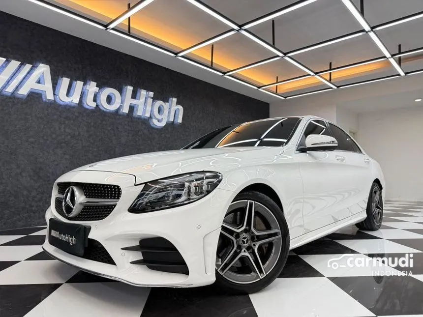 2019 Mercedes-Benz C300 AMG Line Sedan