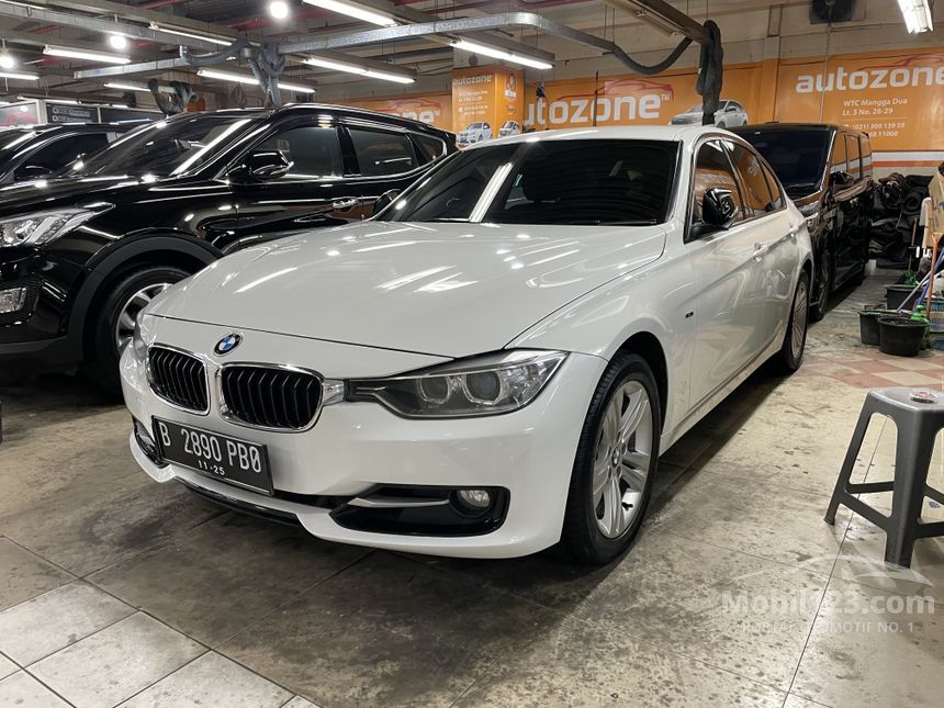 Jual Mobil BMW 320i 2015 Sport 2.0 di DKI Jakarta Automatic Sedan Putih ...