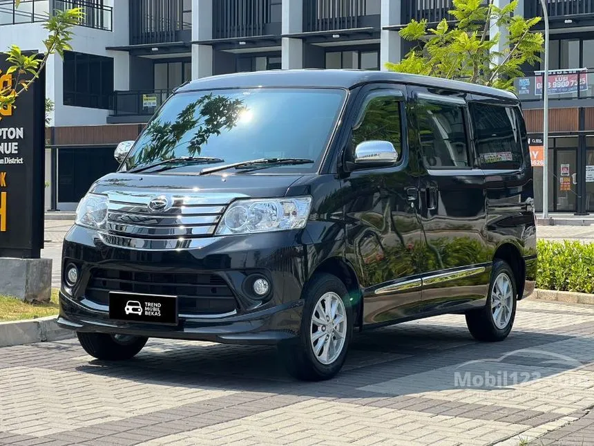 2025 Daihatsu Luxio X Van