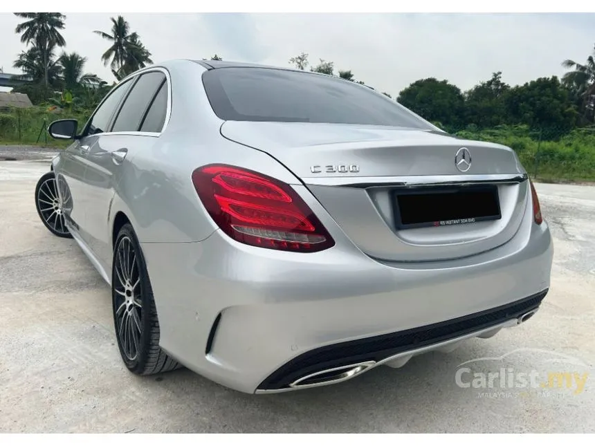 2016 Mercedes-Benz C300 Avantgarde AMG Line Sedan