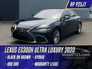2023 Lexus ES 300h 2.5 Ultra Luxury Sedan
