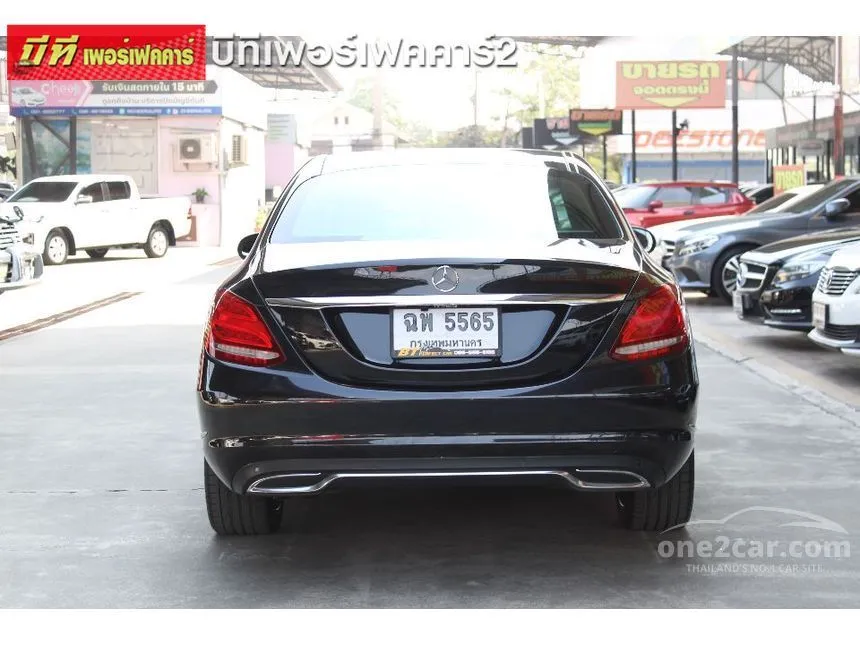 2015 Mercedes-Benz C180 Sedan