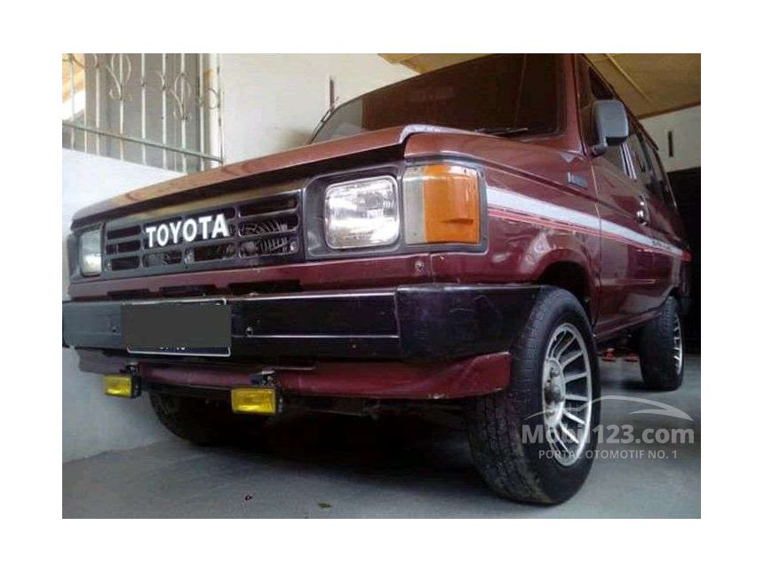 1989 Toyota Kijang MPV Minivans