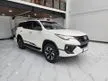 Jual Mobil Toyota Fortuner 2017 TRD 2.4 di Jawa Timur Automatic SUV Putih Rp 408.000.000