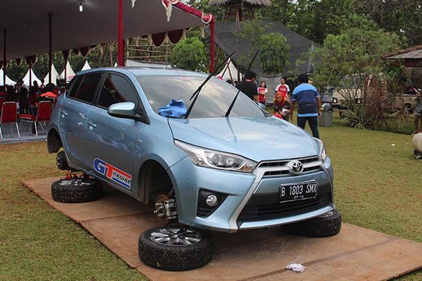 2 Merek dengan Servis Paling Memuaskan