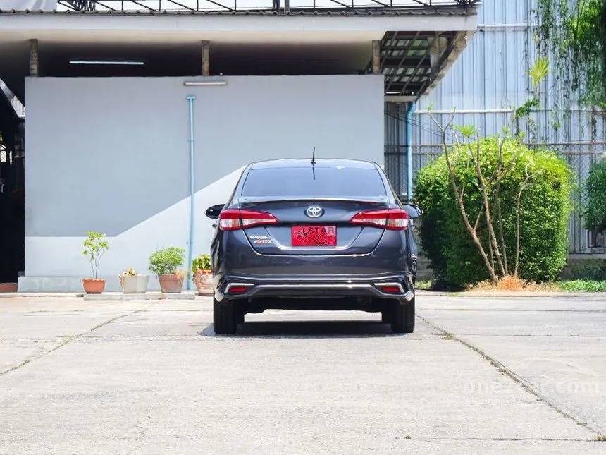 2022 Toyota Yaris Ativ Sport Sedan