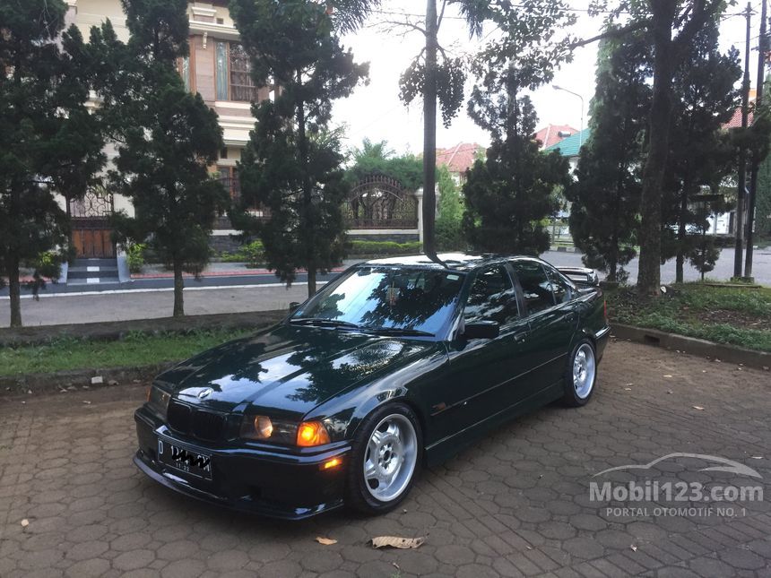 Jual Mobil BMW 318i 1996 E36 1.8 Manual 1.8 di Jawa Barat 