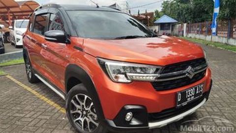 Suzuki XL7 Bekas 2020, Layaknya Mobil Baru Dijual dengan Harga Murah