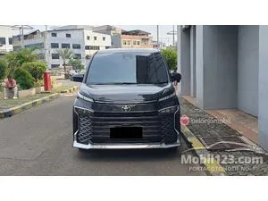 2022 Toyota Voxy 2.0 MPV