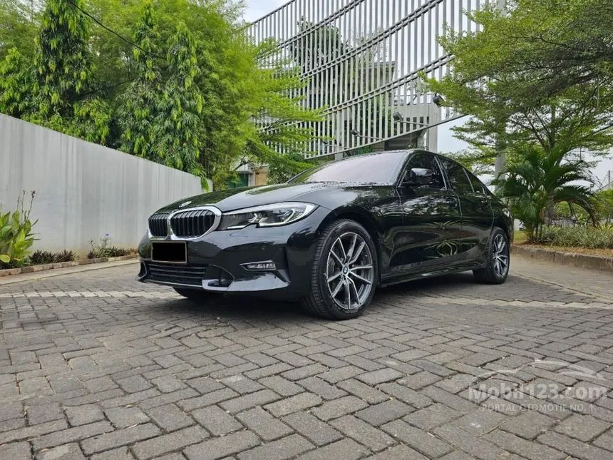 Jual Mobil BMW 320i 2020 Sport 2.0 di DKI Jakarta Automatic Sedan Hitam Rp 649.000.000