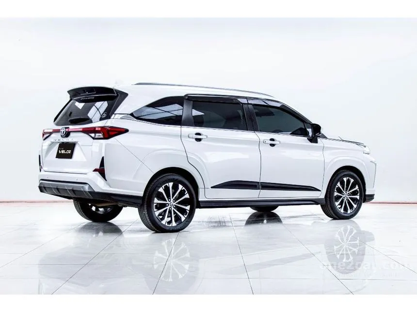 2022 Toyota Veloz Premium Wagon