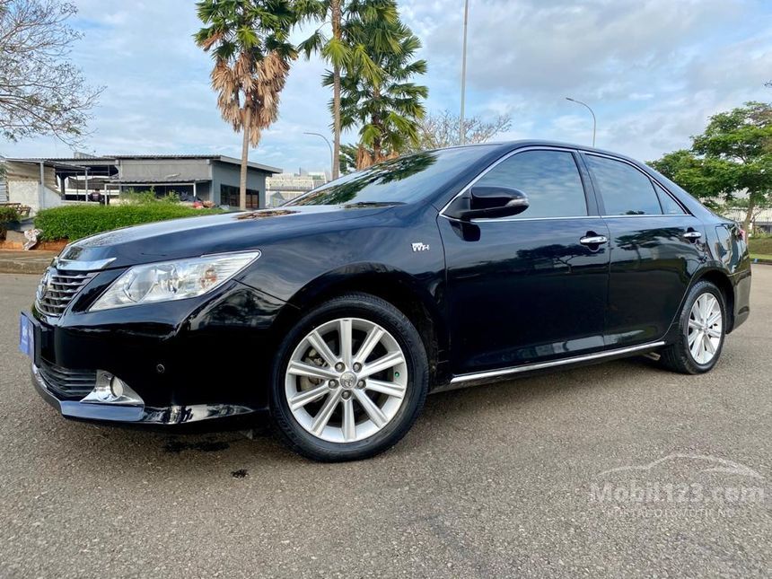 Jual Mobil Toyota Camry 2013 V 2.5 di DKI Jakarta Automatic Sedan Hitam 