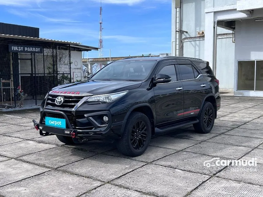 2020 Toyota Fortuner VRZ TRD 4X2 SUV