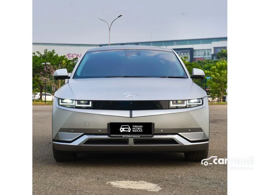 2023 Hyundai IONIQ 5 Signature Standard Range SUV