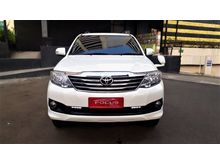 Toyota Grand Fortuner Bensin 2.7 V 4x4 AT 2014 Putih - Tangan Pertama - Terawat - BEST DEAL