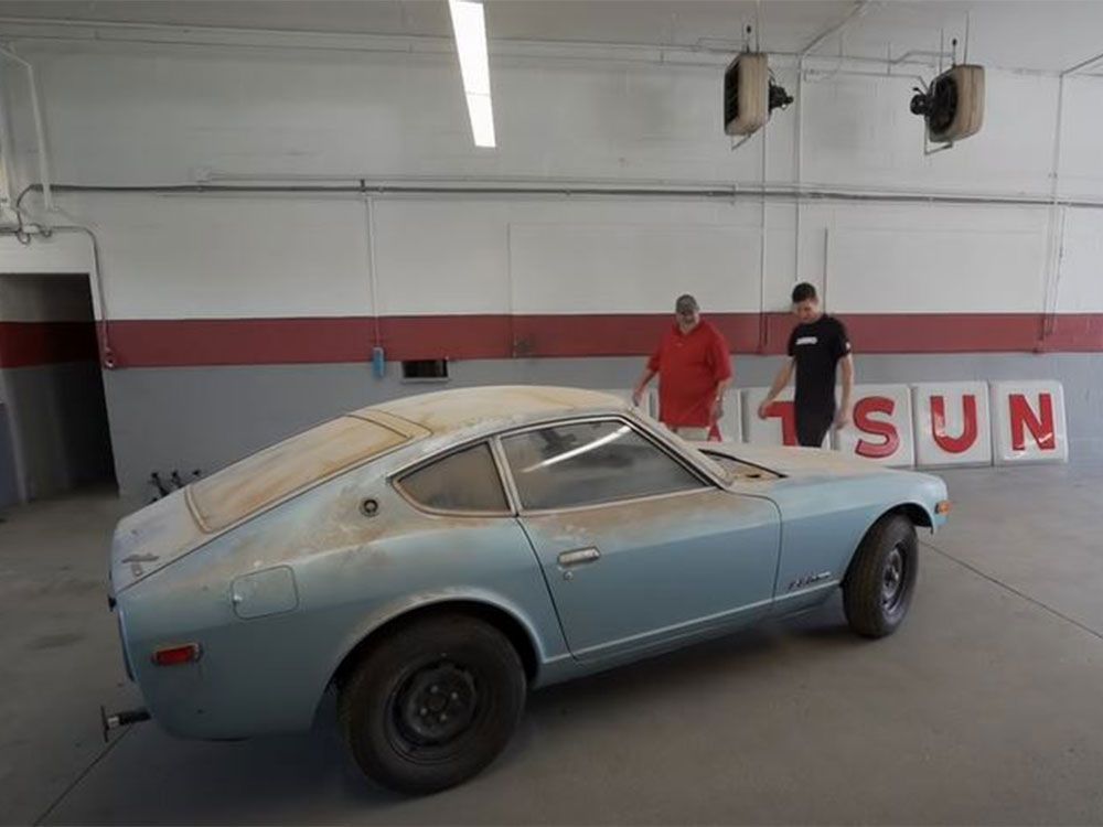 Datsun 280Z ini Akhirnya Dicuci Setelah 44 Tahun, Hasilnya Bikin Ngiler
