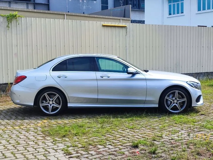 2014 Mercedes-Benz C200 AMG Sedan